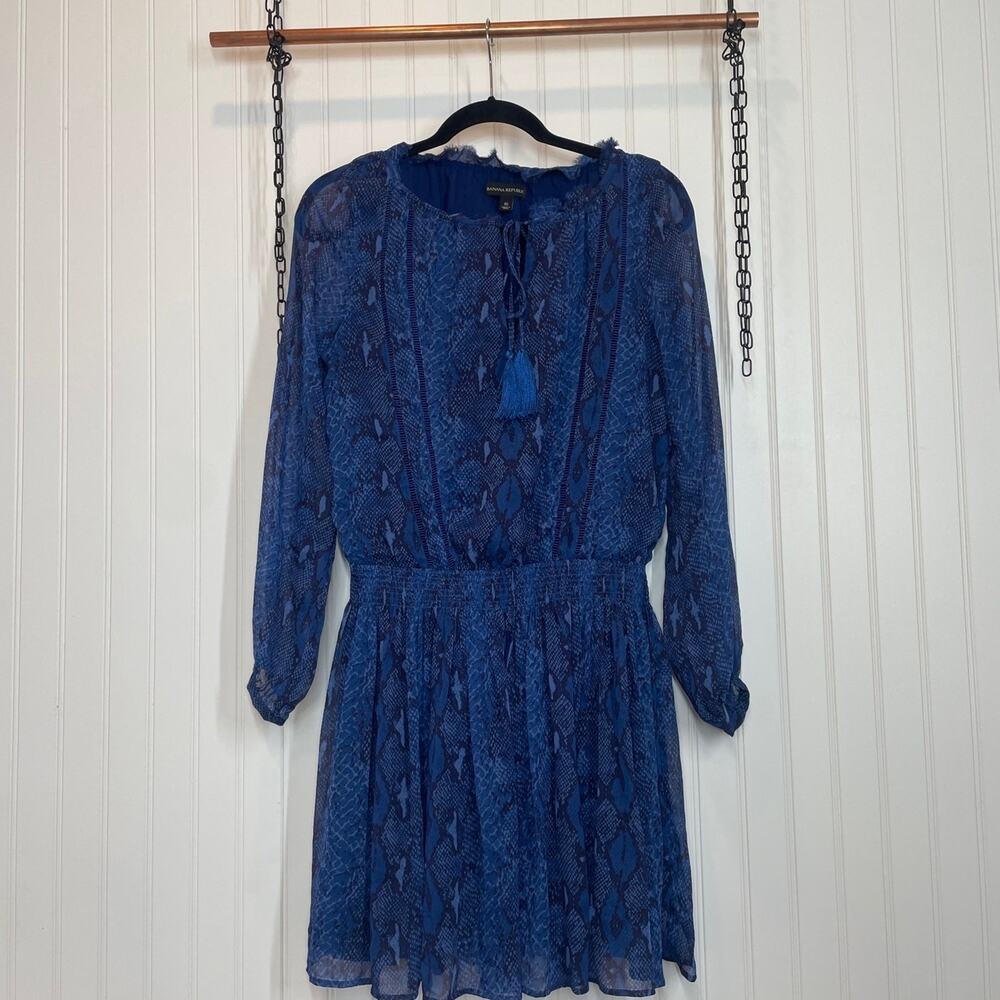 Banana Republic Blue Snakeskin Drop Waist Dress Boho Peasant Tassel Size XS